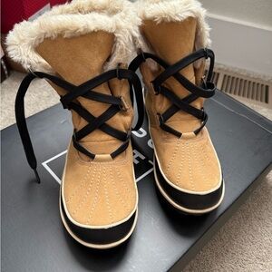 Sorel Tivoli II Winter Boots